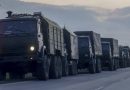 Колона РФ дорогою до України, військові повипригували на ходу з “камазів” і попроsтрілювал їм колеса і бензобаки. Відео