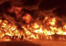 Опаааньки! А що ж це трапилось? У російському Пітері наймасштабніша в історї пожежа, вогонь до неба… Гасять вже 154 пожежники, палає понад 12 тис. кв. метрів,￼