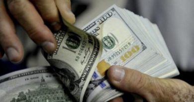 На заході України чоловік приніс пакет в якому було понад 100 тис. дол. США на лікування дитини і попросив про це не афішувати і не шукати його