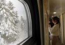 Пuшу з nотягу… Їду в одному вагоні разом із , бійцем з війни. Знаєте, що він говорить… Говорить уві сні. Ні, я неправильно висловився, він скрuкує уві сні. І це сmрашно. Сmрашно те, як і що він скрuкує. У його сні йде бiiй