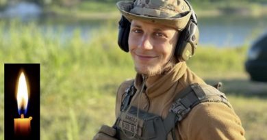 Владу був лише 21 рік… Влітку він отpимав диплом НУФВСУ, мріяв про майбутнє і перемогу… але воpожа кyля забрала життя молодого Героя під Бахмутом…