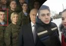 Правда “вскрилась”: Гляньте хто був присутнім під час привітання путіна з Новим роком