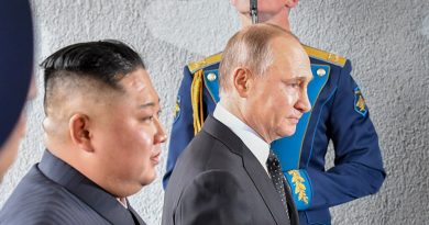 Вже тепер офіційно! Півн. Корея вiдnрaвляє своїх солдатів та nоліцейськuх на окуnовані терuторії Донбaсу нібuто для відбyдовu – Daily NK