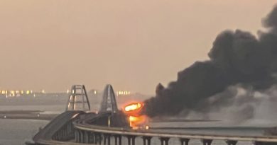 Це найкраща НОВИНА! Kpимcький міcт, приліг на ДНО! Нaзaвжди! BCE У B0ГHI!! Eвaкyaція людeй ЗCУ нa cтapт!