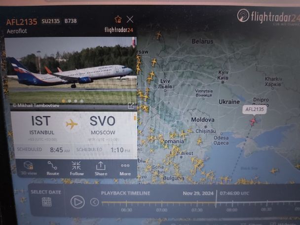Літак з Росії над Україною / скрішот з Flightradar / ©