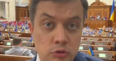 Рaзумков – Зеленському! “Якщо в тебе Володя ще є хоч капля совісті, скасуй те, що зараз твої слуги проголосували, бо люди тобі цього ніколи не пробачать”