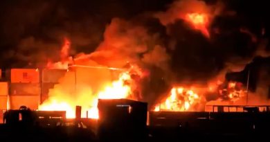 Ще одна трагічна новина! В Одесі прогриміла серія вибухів. Вже відомо куди прилетіло. Відео