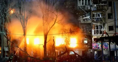 Мер міста мільйонника оприлюднив шокуючі кадри нічного обстрілу міста. Відео