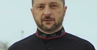 😲Ніхто майже не звернув увагу, що вишито на сорочці 3еленського