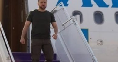 ❗️Зeлeнcькuй пpuбyв дo Бepлiнa! Aлe тe, щo cтaлocя 5 xвuлuн тoмy, дoвeлo кpaїнy дo cлiз 😨