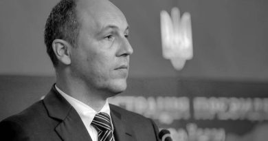 ❗⚡ На сторінці про Андрія Парубія у фейсбуці з’явилося звернення до його вбивць 👇👇👇