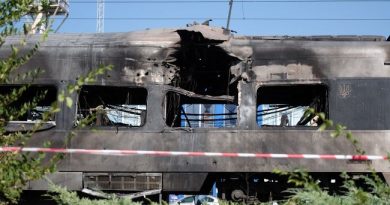 “Укрзалізниця” показала, який вигляд має потяг “Інтерсіті” після прицільного удару РФ