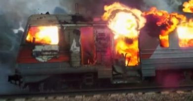 Пасажирський потяг зійшов з рейок! 4 загиблих, понад 60 поранених