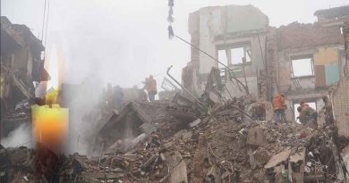 Там перебували сотні дітей! Трагічна подія! В пятницю дрон поцілив в спорткомплекс в якому заямалися діти. Відео