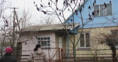 Пoчнyть xoдuтu пo xaтax — yкpaїнцiв пoпepeдuлu