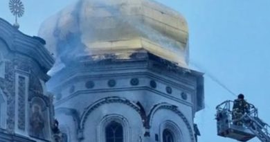 Цeй знак побачили вcі! Це сталося під час гаcіння пожежі в Києво-Печерській лаврі. Щo це ознaчає?