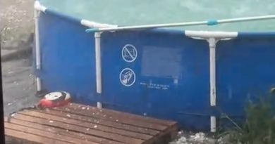 Град знову наробив великої біди. Знищено все що було на городах та полі