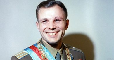 Юрій Гагарін та його нащадки. Як виглядають дочки, онуки та правнук першого космонавта у світі?
