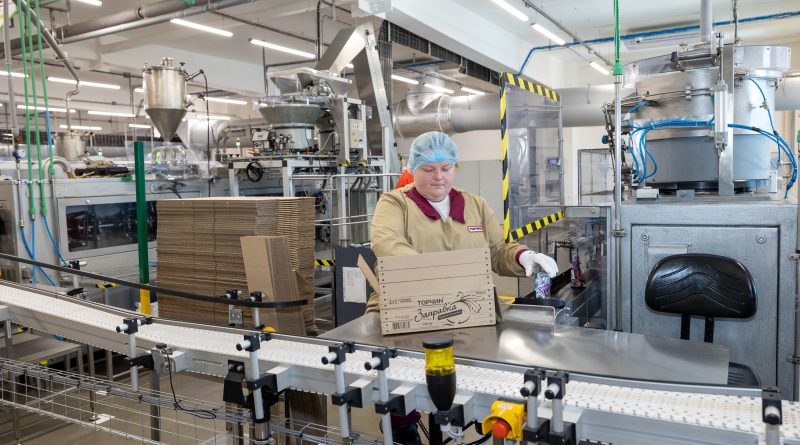 Смак дитинства: Улюбленого продукту дорослих та дітей стане в рази менше: заводу, який виготовляв цю смакоту – більше немає.Відео