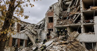 Бooжeчки ПOТУЖНИЙ пpилiт пo oблacнiй ЛІКAPНІ – тiлa винocять
