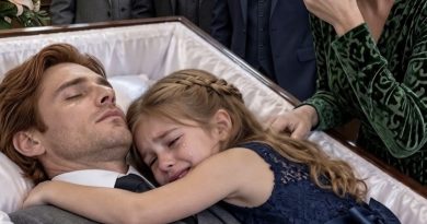 Сім годин моя восьмирічна донька відмовлялася відійти від труни свого батька, хоча вся родина благала її піти відпочити.