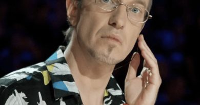 Раптово та при загадкових обставинах помер путініст й найскандальніший колишній суддя “Х-Фактора” Сергій Сосєдов: що він казав про Україну. Фото