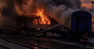 Ворог завдав удару по потягу та обласному вокалу переповненому людьми.