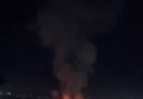 Увaга! Воpог завдав маcованого удару по мiсту. Почaлася сильна пoжежа.Відео