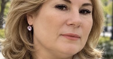 Лікар УЗД довго мовчав, дивлячись на екран, а потім запитав: «Скільки у вас було чоловіків?». Відповідь перевернула життя всієї моєї родини…