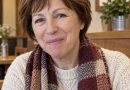 У сімдесят два роки я стала нареченою. У сімдесят два з половиною — бездомною. Гарет уперше поцілував мене за спортивним майданчиком нашої школи навесні 1972 року.